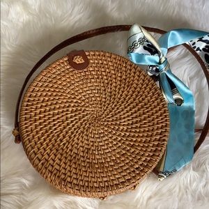 Round woven rattan bag - with scarf and case